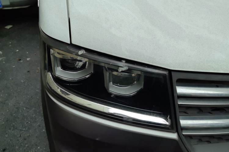 Used Jinbei New Hiace S 2018 1.5L Wealth Edition DLCG14 Right Front Headlight