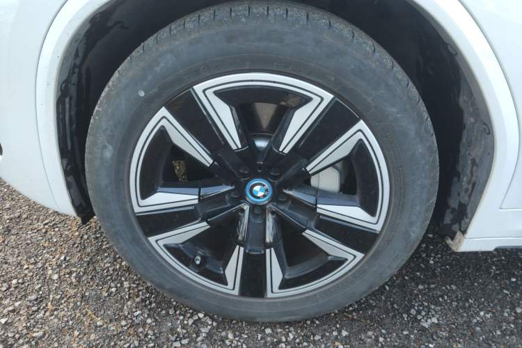 Used BMW iX3 2022 Updated Leading Version Left Front Wheel Hub