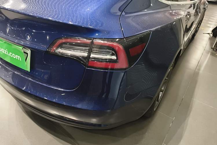 Used Tesla Model 3 2019 Standard Range Rear-Drive Upgraded Version Exterior 3