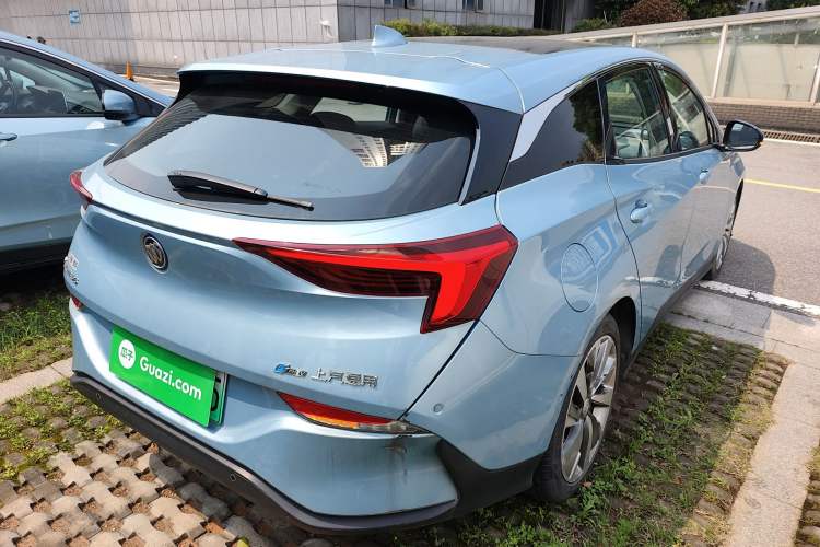 Used Buick Velite 6 2020 Plug-in Hybrid Connected Smart Model Rear Right 45 Deg