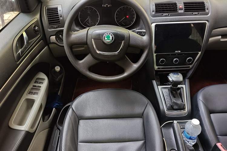 Used Skoda Octavia 2013 1.6L Automatic Yijie Edition
