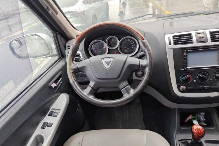 Used Foton MP-X E 2012 2.0L Business Edition Standard Short Wheelbase 4Gi-VVT