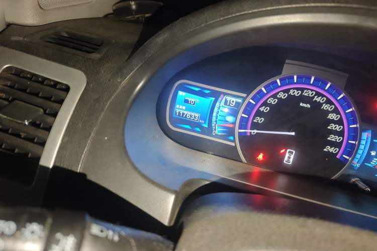 Used BYD S6 2013 Jingyue Edition 2.0L Manual Luxury Model 5 Seats
