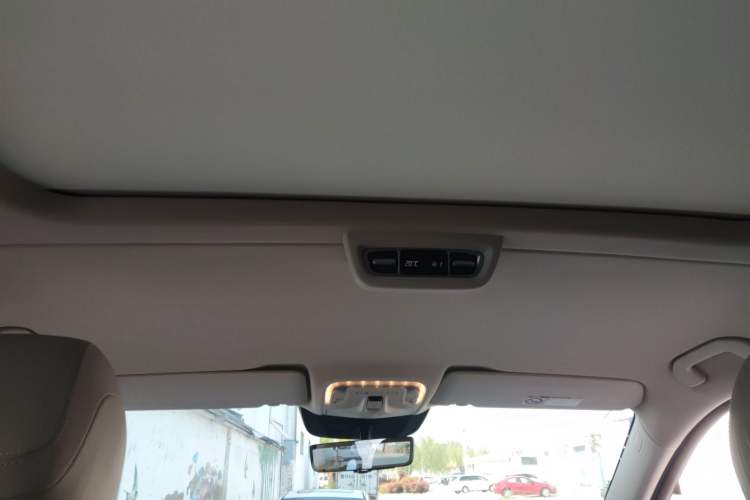 Used Mercedes-Benz V-Class 2021 V 260 L Long Wheelbase Prestige Edition
