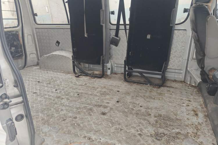 Used Jinbei Express 2020 2.0L Upgraded Version China VI Standard 6-Seater 1TZS