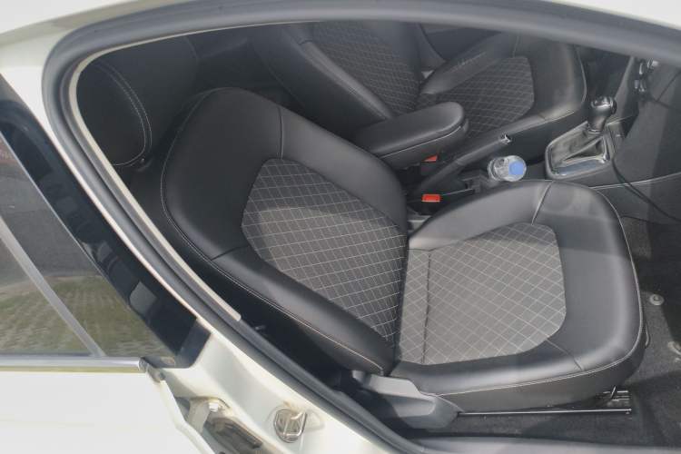 Used Skoda Rapid 2019 1.5L Automatic Comfort Edition China VI Standard