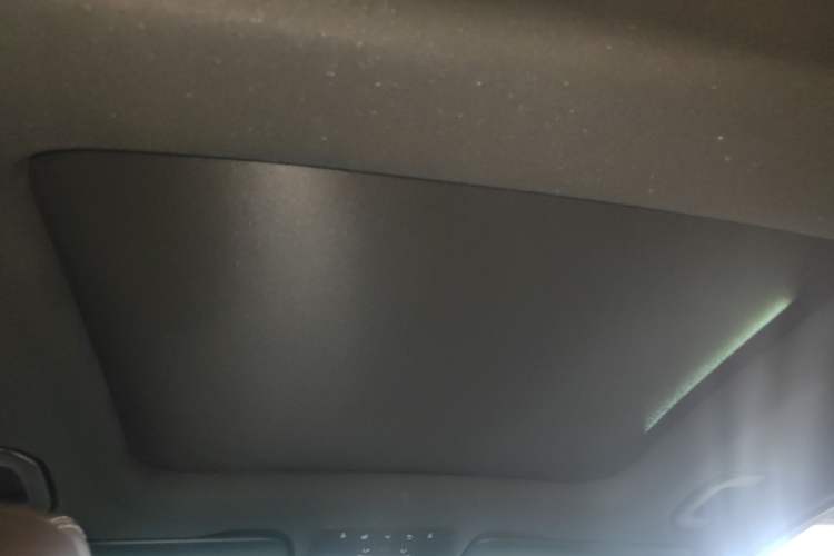 Used Mercedes-Benz GLC 2019 GLC 260 4MATIC Dynamic Edition Headliner