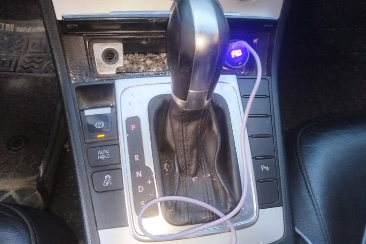 Used Volkswagen Magotan 2013 1.8TSI Luxury Model Gear Lever