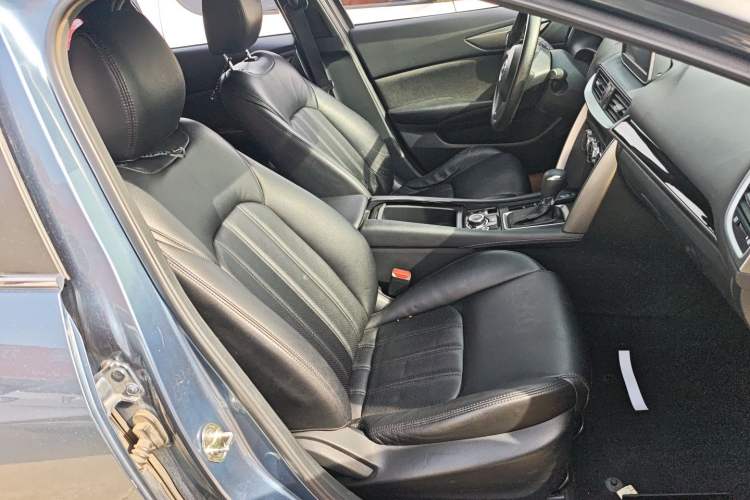 Used Mazda CX-4 2016 2.0L Automatic 2WD Blue Sky Dynamic Edition