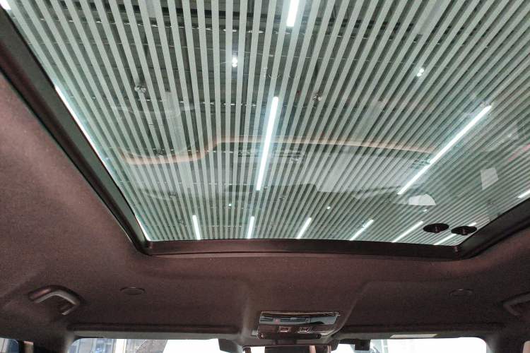 Used Land Rover Defender 2023 Facelift 110 3.0T P400 X-DYNAMIC HSE