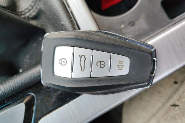 Used Geely Auto Emgrand GS 2019 1.4T Manual Ya
