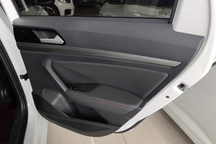 Used Volkswagen Lavida 2023 300TSI DSG Starry Full-Comfort Edition