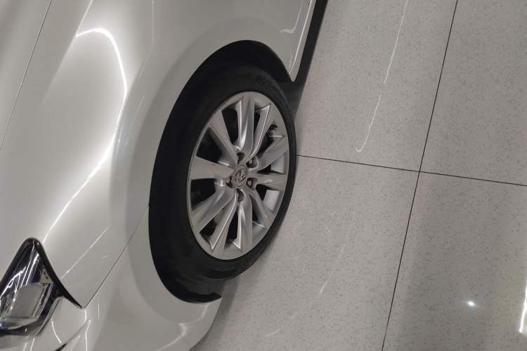 Used Lexus IS 2015 200T Fēngshàng Edition