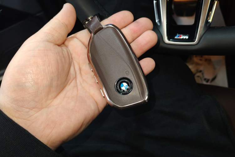 Used BMW 7 Series 2023 735Li M Sport Package