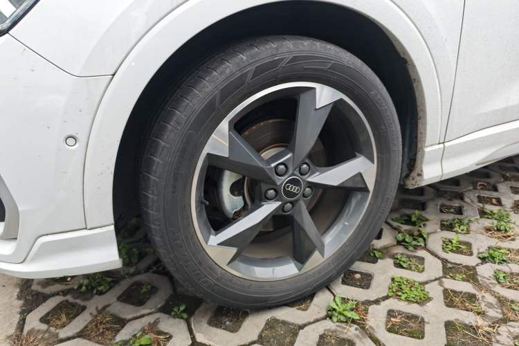 Used Audi Q3 2022 35 TFSI Fashion Dynamic Model
