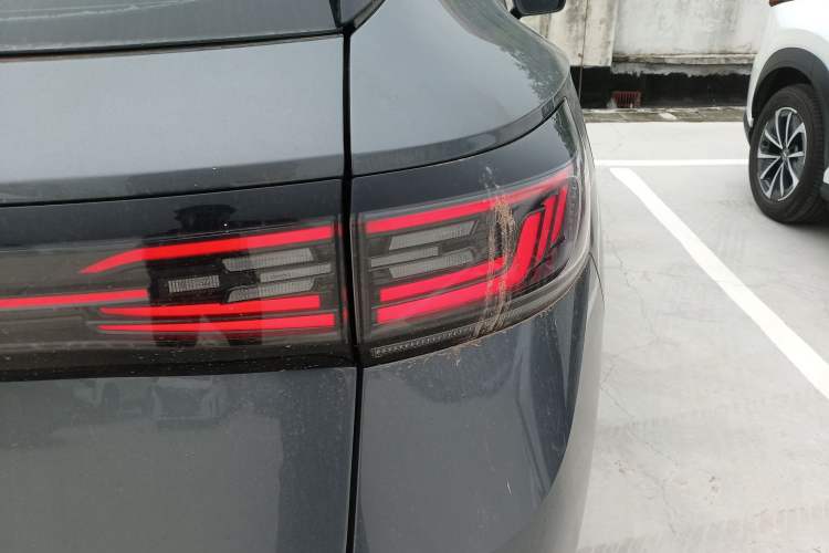 Used Volkswagen ID.4 X 2021 Pro Smart Long-Range Edition