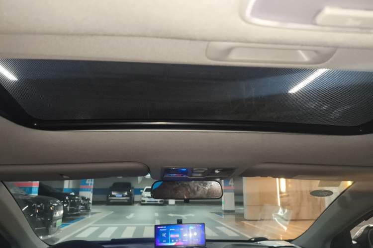 Used Hyundai Elantra (5th Generation / Langdong) 2015 1.6L Automatic Leading Model
