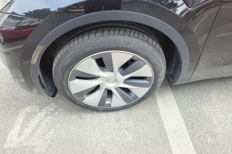 Used Tesla Model Y 2022 Rear-Wheel-Drive Version
