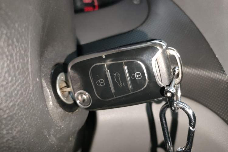 Used Hyundai Verna (older generation) 2014 1.4L Automatic Smart GLS
