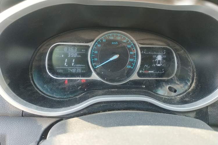 Used SWM X3 2021 1.5L Manual Comfort Version 7 Seats Instrument Cluster