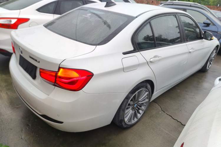 Used BMW 3 Series 2019 320Li Fashion Model
