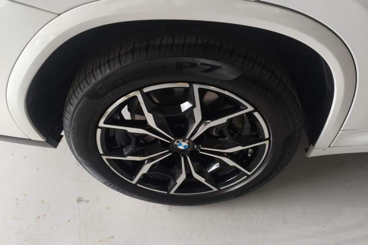 Used BMW X4 2022 xDrive 25i M Sport Package Exterior 5