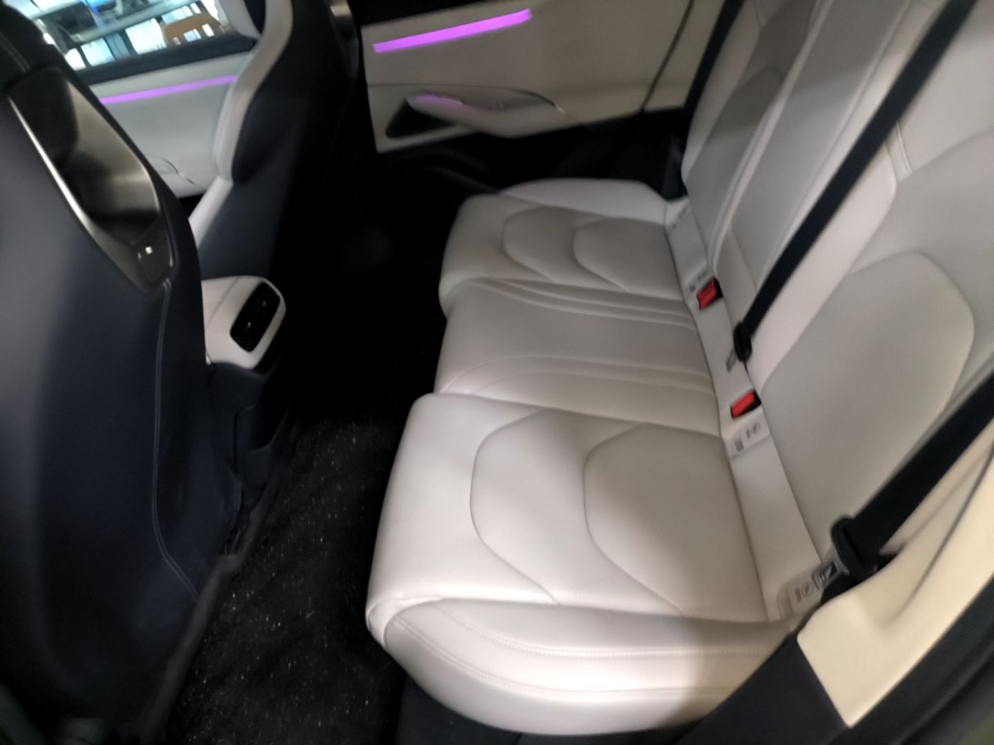 Xiaomi Auto SU7 2024 Four-Wheel Drive Ultra-Long Range Advanced Intelligent Driving Max Edition — снимка 20
