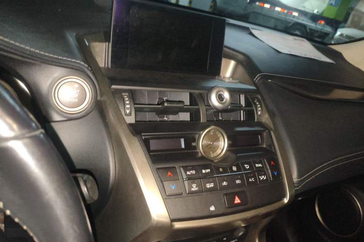 Used Lexus NX 2015 200T All-Wheel-Drive Fēngshàng Edition