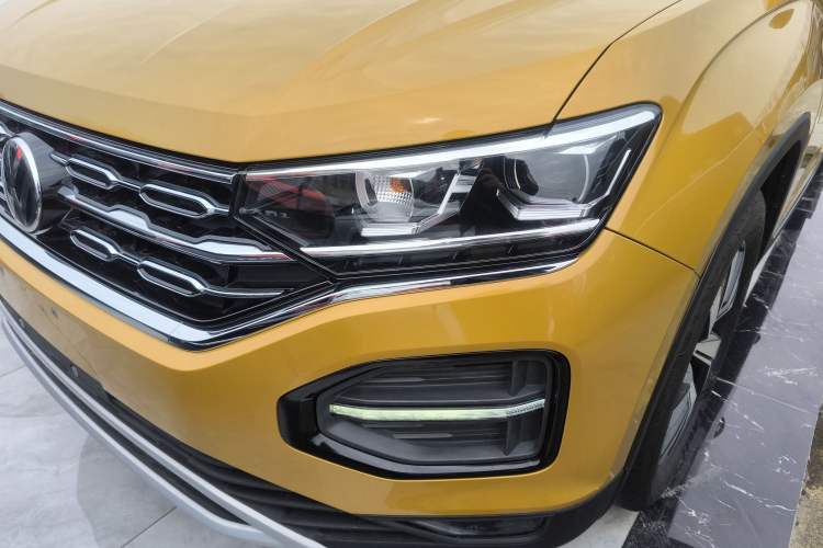 Used Volkswagen Tayron 2019 330TSI Two-Wheel-Drive Luxury Version China V Emission Standard
