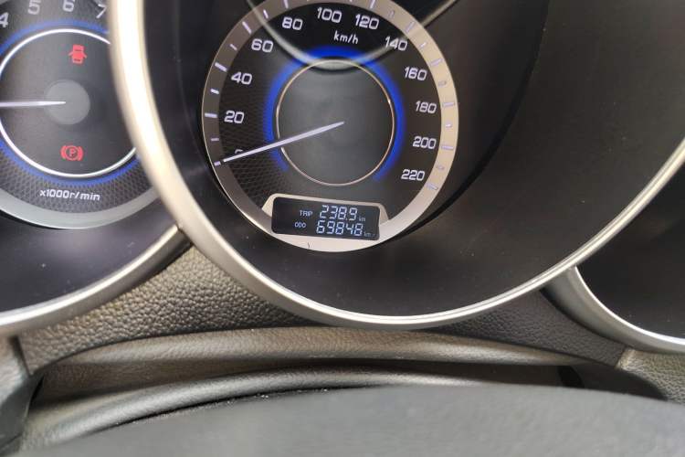 Used CHANGAN Eado 2015 1.6L Manual Junku Model China IV Standard
