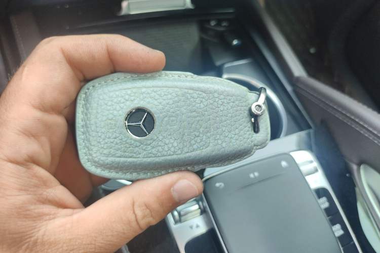 Used Mercedes-Benz GLS  Vehicle Key