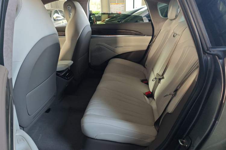 Used IM L7 2022 Dynamic Model