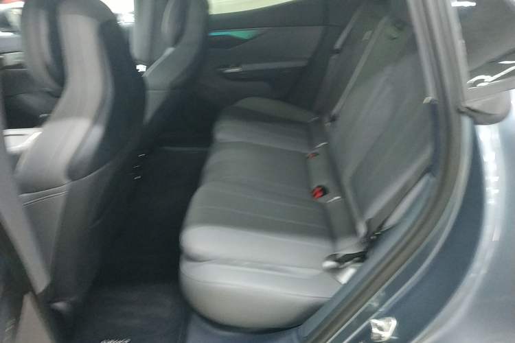 Used Lynk & Co 07 2024 EM-P 126 Long-Range Ultra
