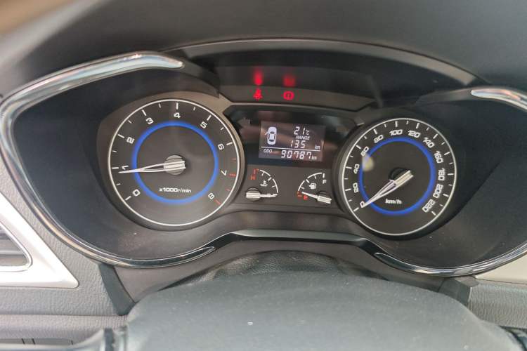 Used Changan Alsvin V7 2015 1.6L Manual Enjoyment Model China IV Standard