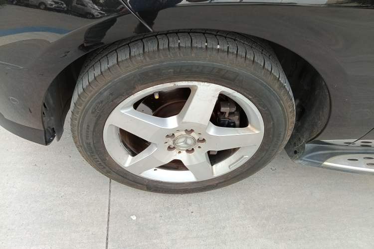 Used Mercedes-Benz M-Class 2014 ML 400 4MATIC Luxury Model
