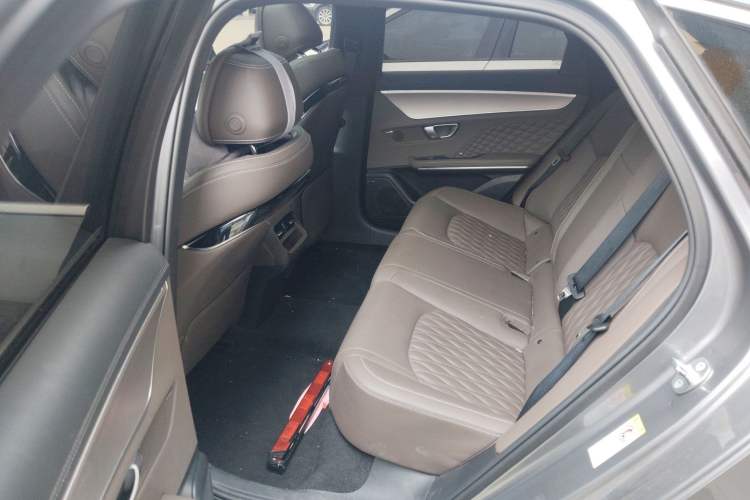 Used BYD Han 2022 DM-i 121KM Prestige Model
