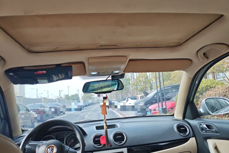 Used Volkswagen Lavida 2011 1.6L Manual - Premium Edition Headliner