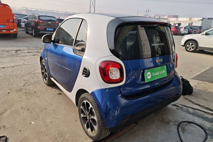 Used smart fortwo 2015 1.0L 52 kW Hardtop Passion Edition