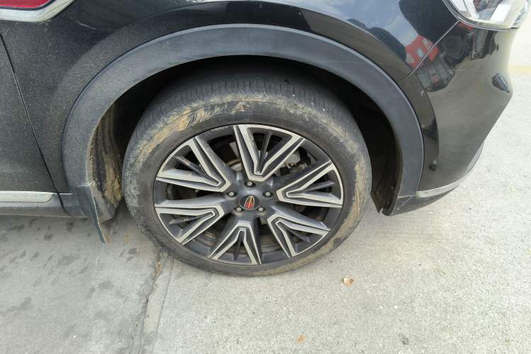 Used Hongqi HS5 2022 Facelifted Version 2.0T Smart Connect Flagship All-Wheel-Drive Edition