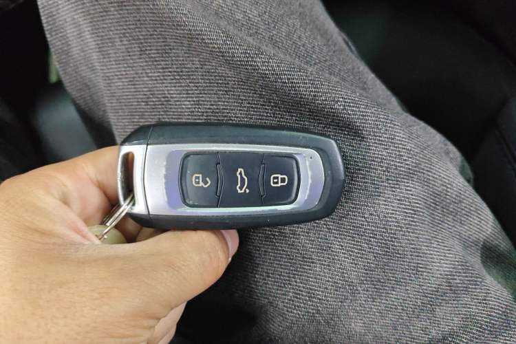 Used Geely Auto Emgrand New Energy 2022 EV Pro Ride-Hailing Version Lithium Iron Phosphate
