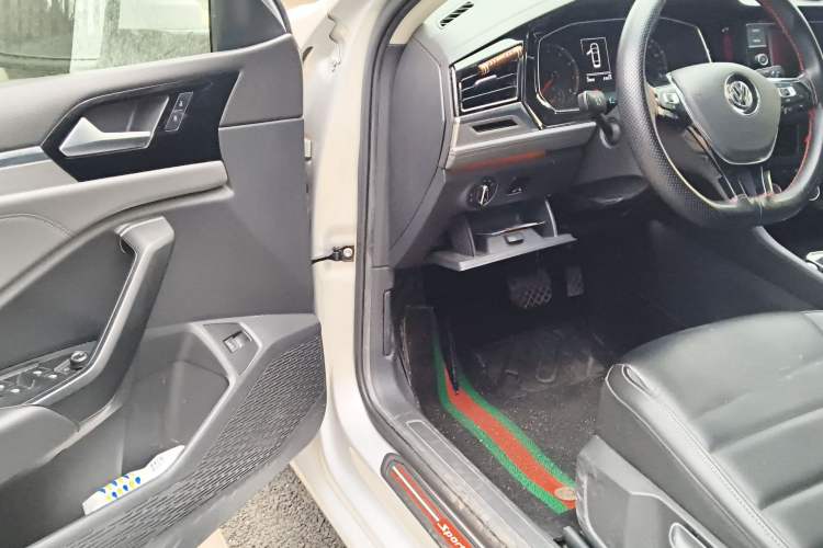 Used Volkswagen Sagitar 2019 200TSI DSG Comfort Version China VI Standard
