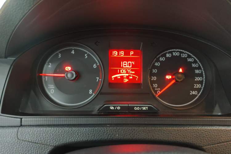 Used Volkswagen Santana 2018 1.5L Automatic Fashion Edition Instrument Cluster