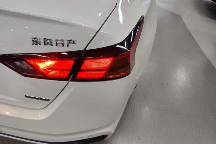 Used Nissan Teana 2021 2.0L XL Comfort Edition Right Rear Taillight