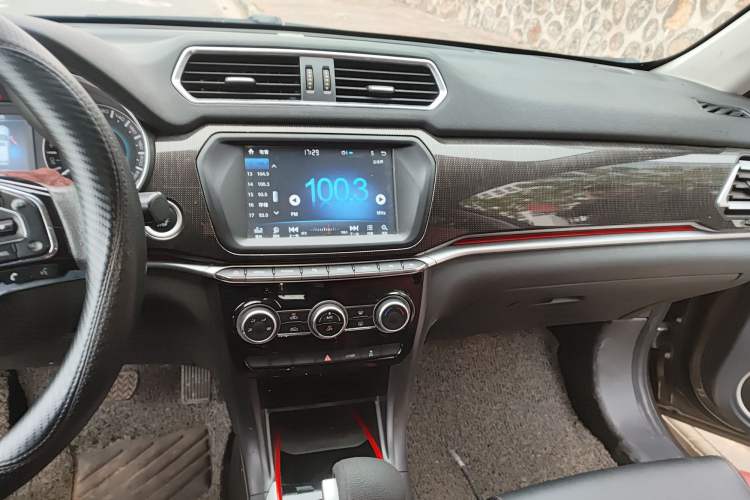 Used Haval H2 2017 Blue Label 1.5T Automatic Two-Wheel Drive Luxury Model