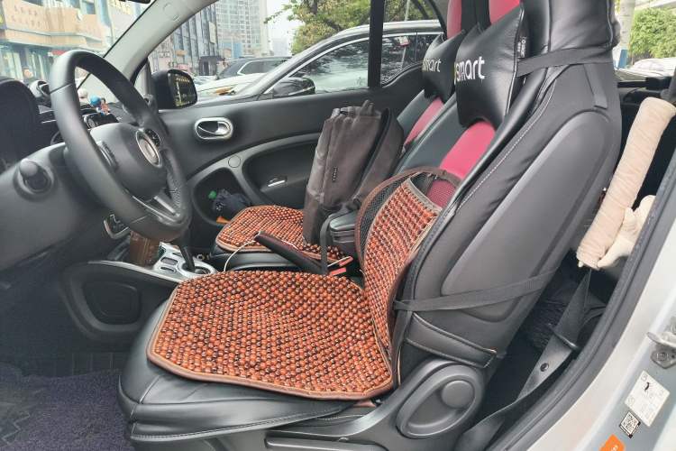 Used smart fortwo 2015 1.0L 52 kW Hardtop Passion Edition
