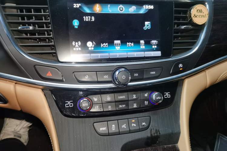 Used Buick LaCrosse 2018 28T Luxury Model