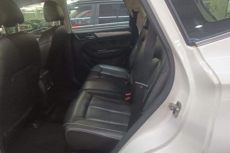 Used Roewe RX5 2020 20T Automatic Ali Smart Connectivity Beyond Intelligent Edition Left Rear Seat