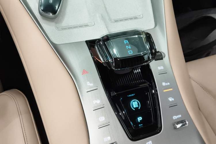 Used Denza N7 2024 630 All-Wheel Drive Intelligent Driving Max Edition Gear Lever