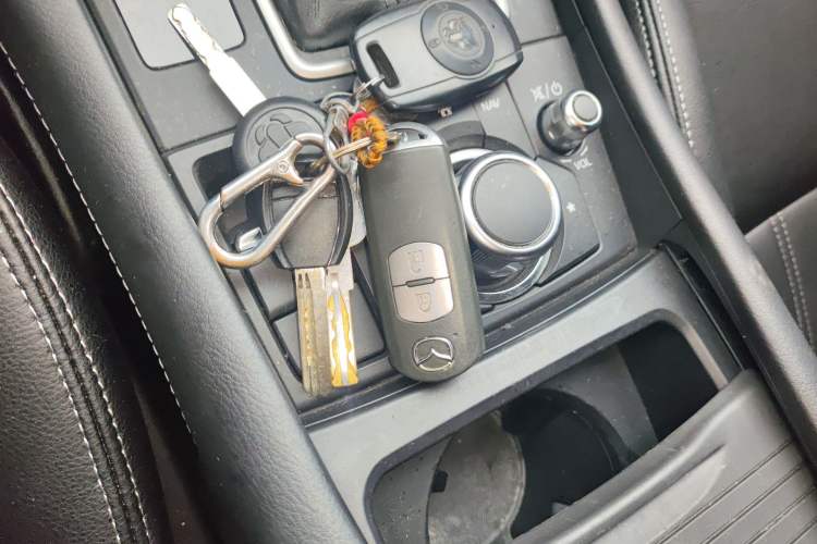 Used Mazda CX-4 2018 2.0L Automatic Two-Wheel Drive Blue Sky Dynamic Version China VI Standard