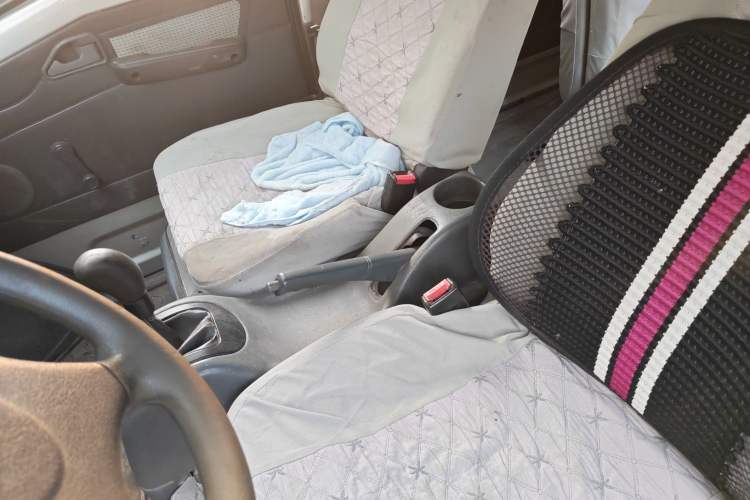 Used Wuling Zhiguang 2010 1.0L Liye Edition
